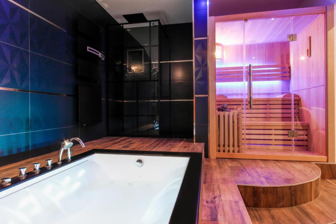 L'Ecrin Champenois - Suite Avec Balneo Et Sauna Prives Chalons en Champagne Bagian luar foto