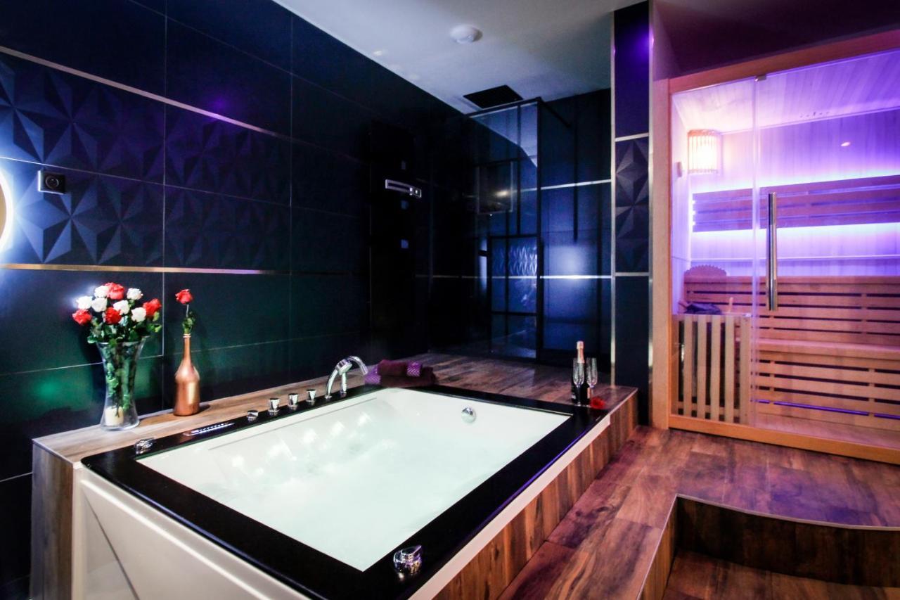 L'Ecrin Champenois - Suite Avec Balneo Et Sauna Prives Chalons en Champagne Bagian luar foto