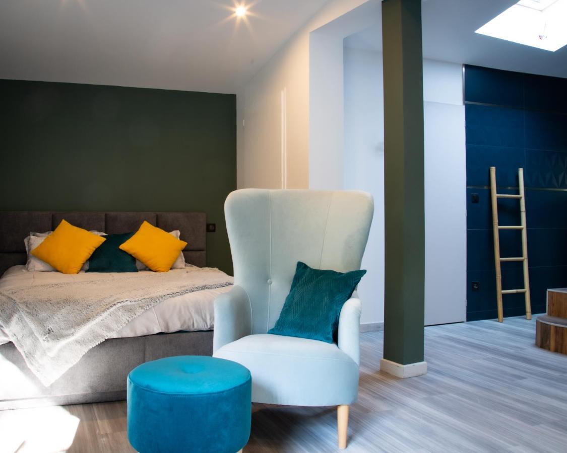 L'Ecrin Champenois - Suite Avec Balneo Et Sauna Prives Chalons en Champagne Bagian luar foto