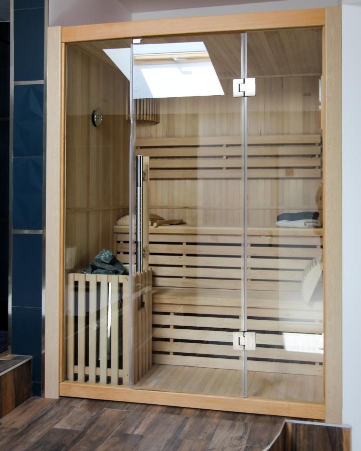 L'Ecrin Champenois - Suite Avec Balneo Et Sauna Prives Chalons en Champagne Bagian luar foto