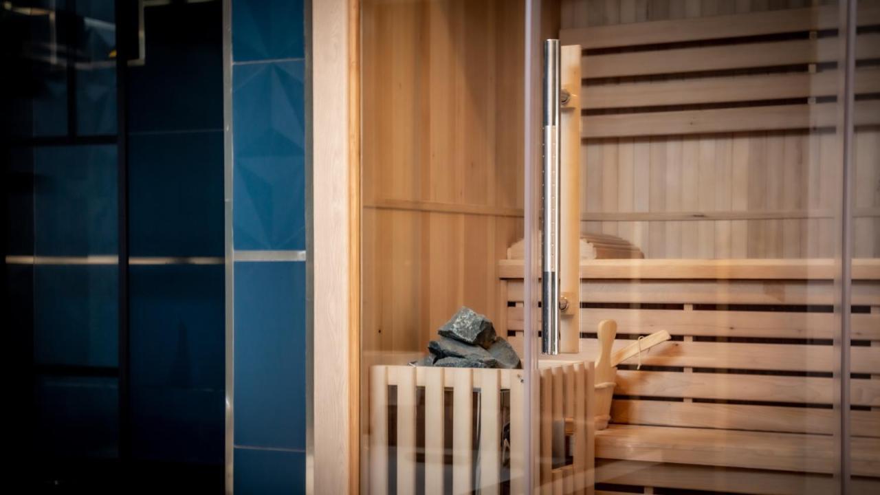 L'Ecrin Champenois - Suite Avec Balneo Et Sauna Prives Chalons en Champagne Bagian luar foto